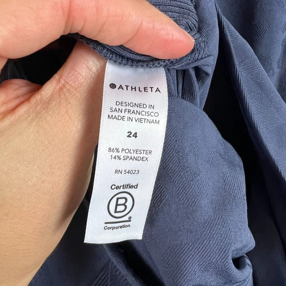 Athleta Brooklyn Textured Jumpsuit Size 24 Medieval Violet Leopard Athleisure - Picture 14 of 15